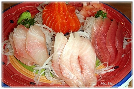 uzumakiSushi_sashimi.JPG