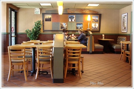 bostonMarket_inside.JPG