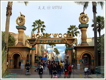 CaliforniaAdventure_hollywood.jpg