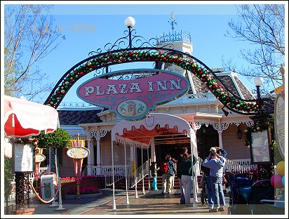 disneyland_plazaInn.jpg