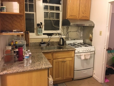 kitchen 1.jpg