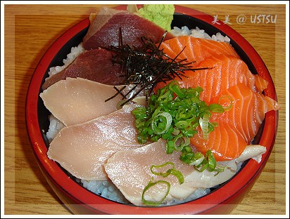 sushiTomi_chirashi.jpg