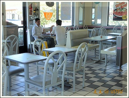 yoshinoya_tables.jpg