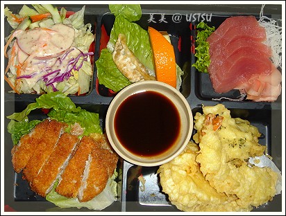 monsterSushi_bento3.jpg