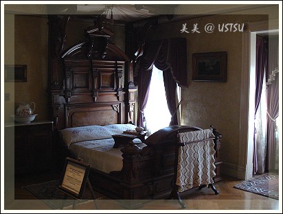 winchesterHouse_bedroom.jpg