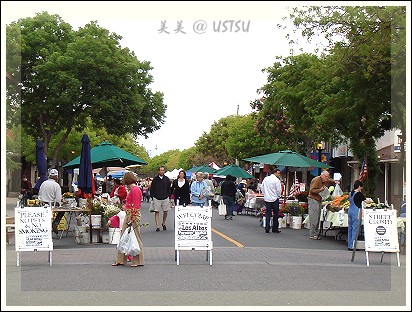 LAFarmersMarket_street.jpg