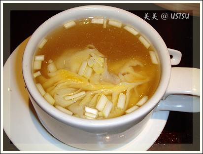 sinoRestaurant_dumplingSoup.jpg