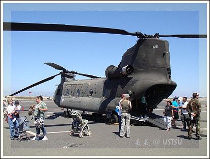 helicopterShow_CH470.jpg