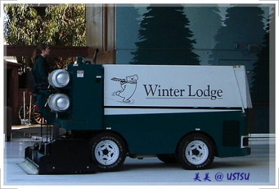 winterLodge_car.JPG