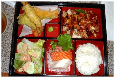 sushiTomo_bento.JPG