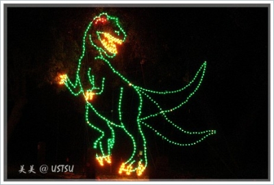 fantasyLights_dino3.JPG