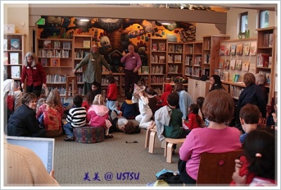 childrenLibrary_storytelling.JPG