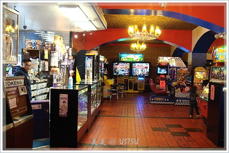 golfLand_arcade.JPG